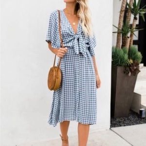 VICI Gingham midi tie top button down dress